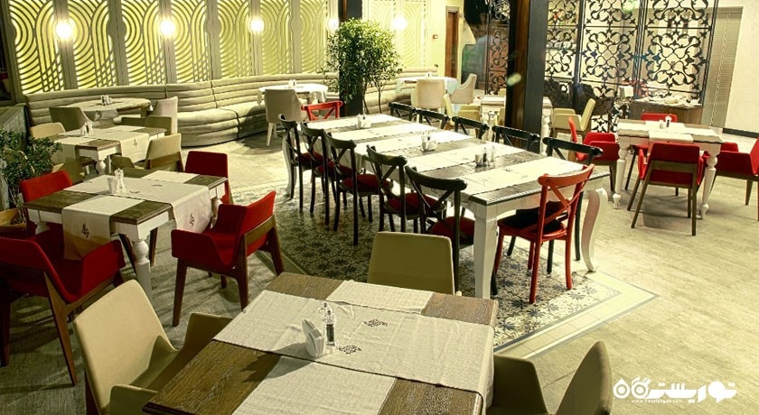 سالن صبحانه هتل دارک هیل